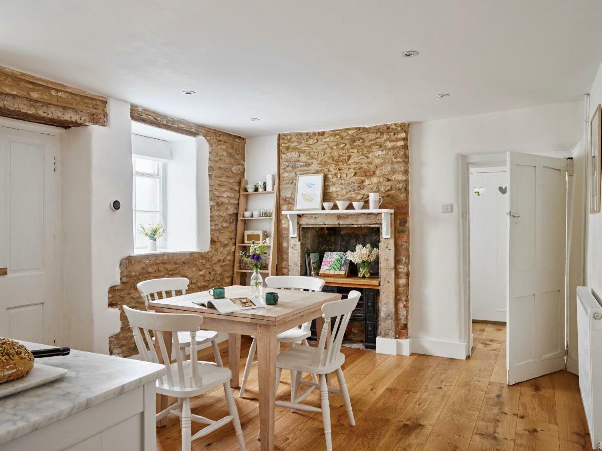 Artisan Cottage Чипенхэм Экстерьер фото